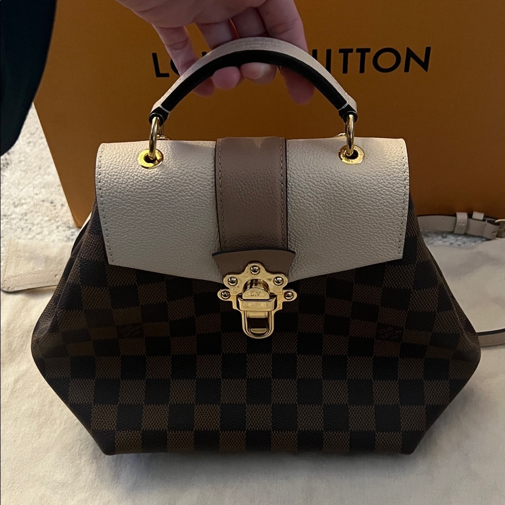 Louis Vuitton Clapton Backpack Damier Canvas Creme